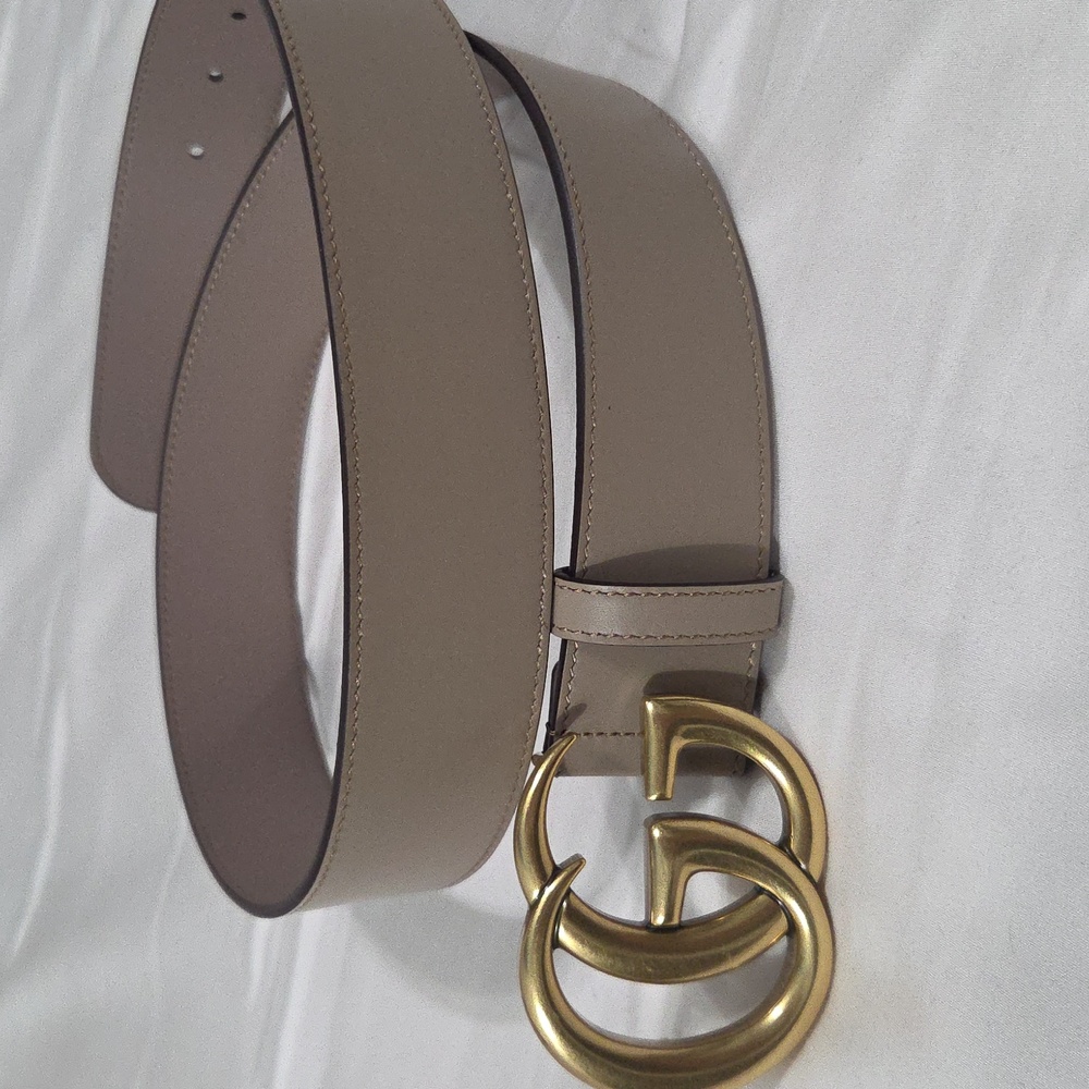 Gucci Taupe Pink Leather Belt with Gold Double G Buckle - Picture 15 of 16